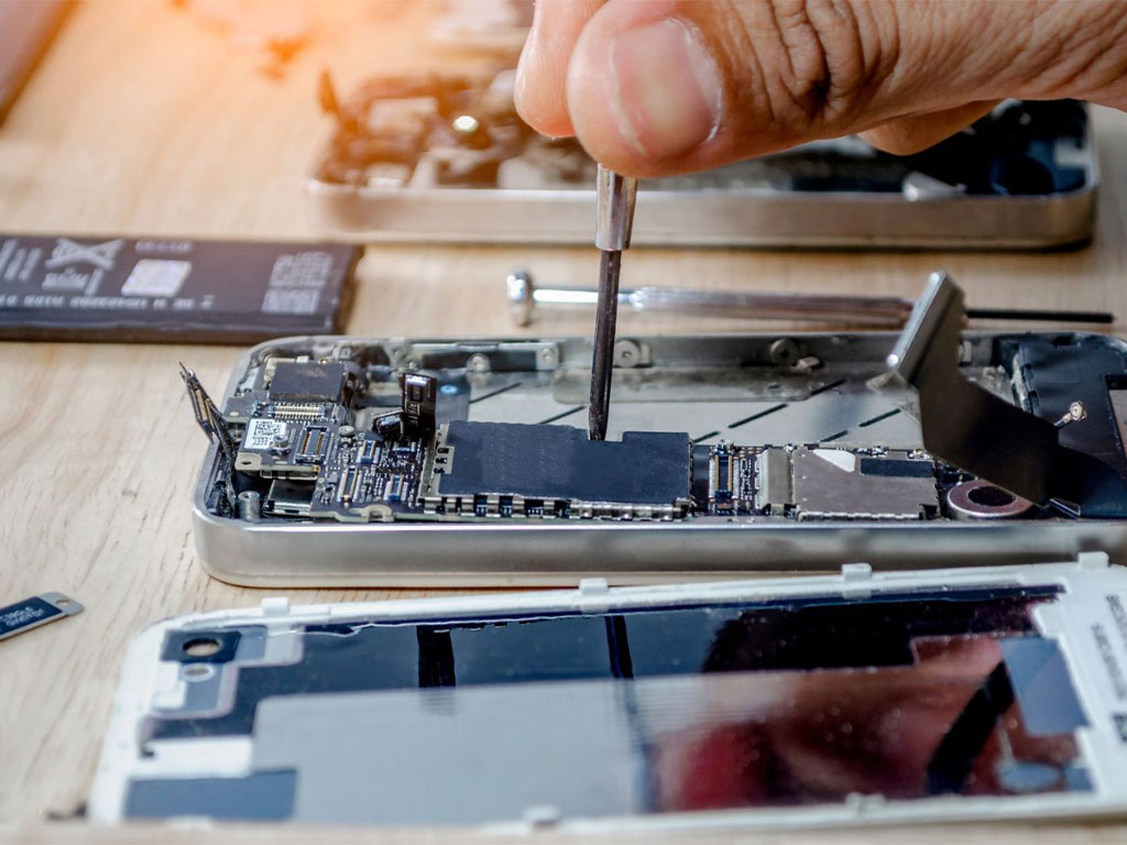 Read more about the article <strong>Batteri skifte til iPhone – Det tager blot 30 minutter!</strong>